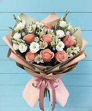 Букет цветов из:  Розы, Альстромерии и Лизиантусы в Чамзинке