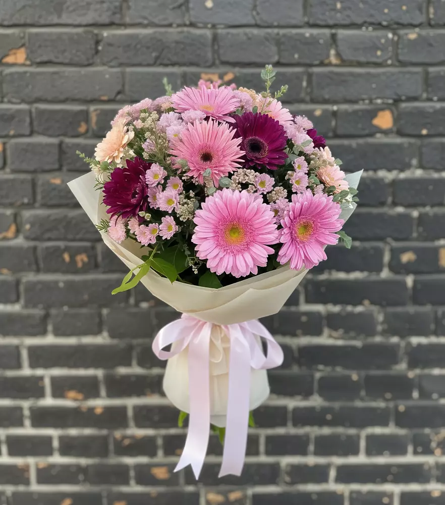 Букет цветов из: Герберы и Хризантемы в Чамзинке