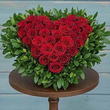 Цветочная композиция из Розы в виде сердца в Чамзинке