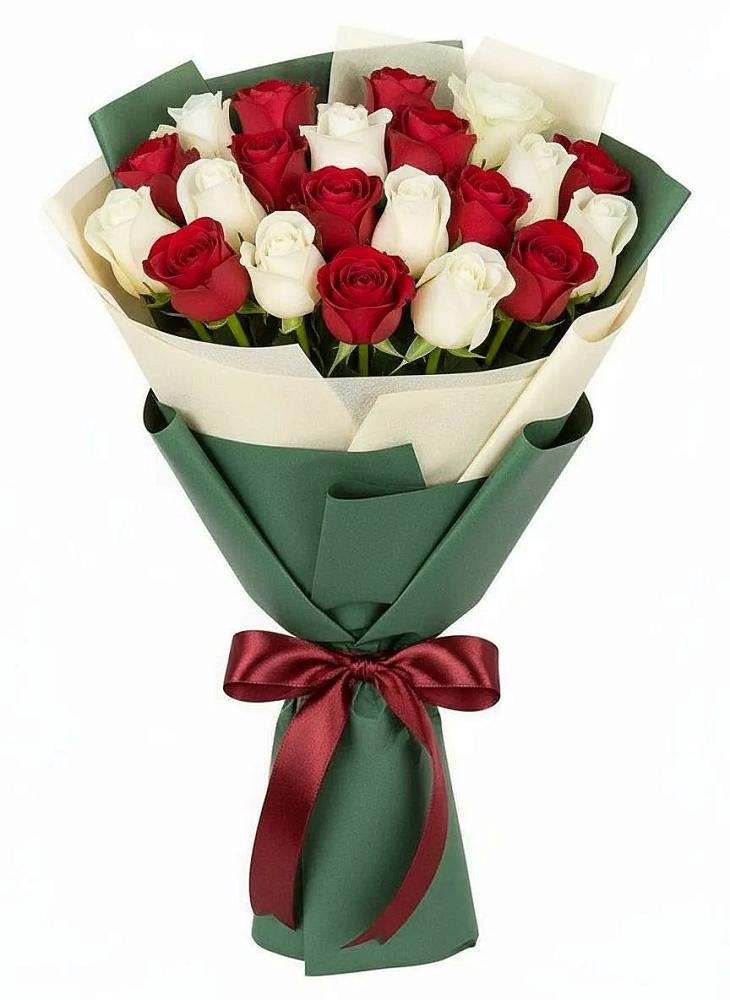 Букет Микс из красных и белых роз в Чамзинке