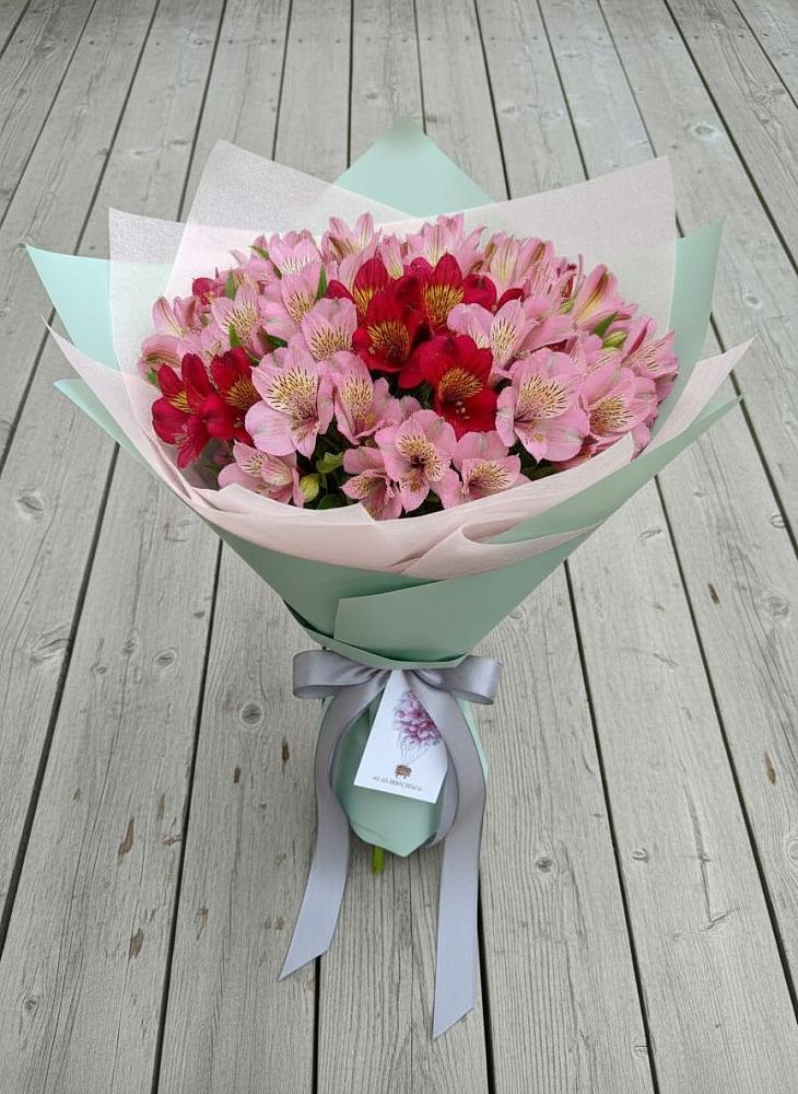 Букет цветов из: Альстромерии в Чамзинке