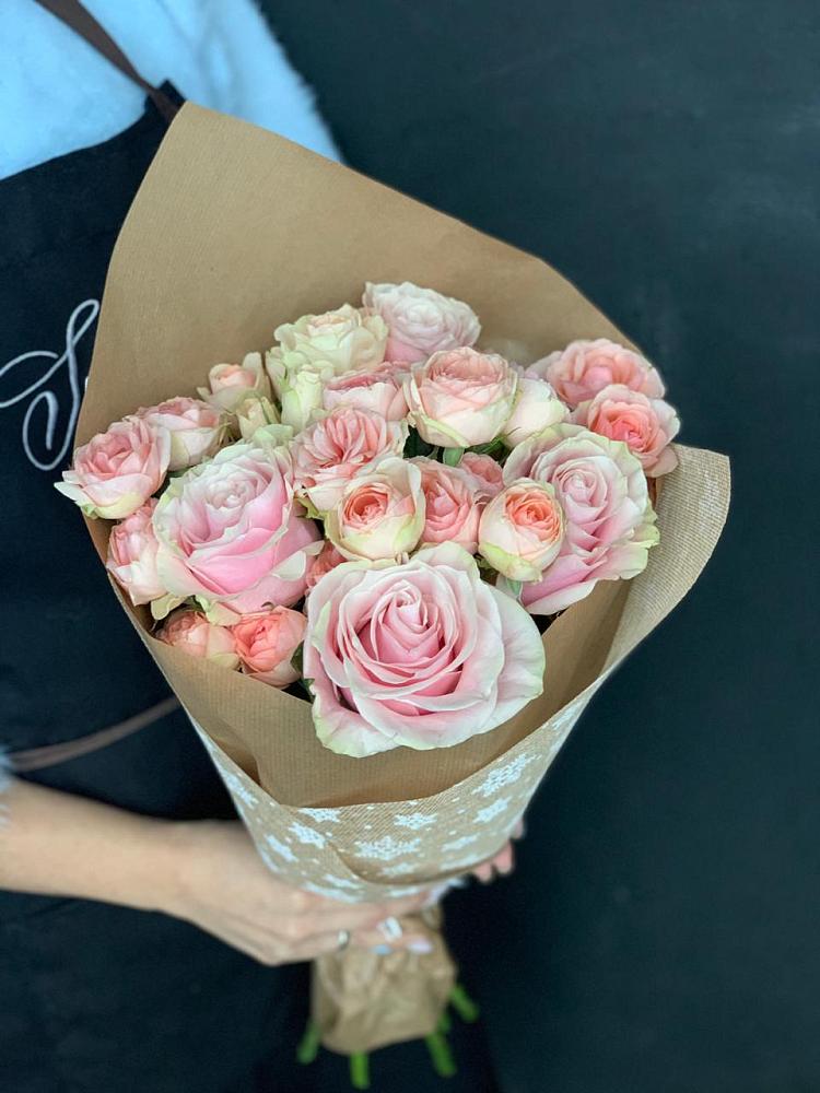 Букет цветов из: Хризантемы и Розы в Чамзинке