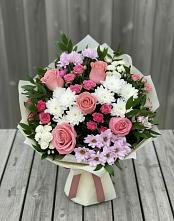 Букет цветов из:  Альстромерии, Гвоздики, Розы и Хризантемы в Чамзинке