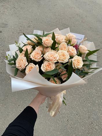 Букет Кремовые розы Латте в Чамзинке