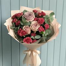 Букет цветов из:  Гвоздики и Розы в Чамзинке